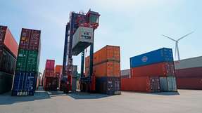 Bisher gibt es insgesamt 18 Hybrid-VC auf dem HHLA Container Terminal Tollerort in Hamburg.