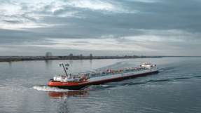 Mit der „GAS 95“ ist seit Anfang Februar ein neues Gastankschiff für die HGK Gas Shipping auf dem Rhein unterwegs. 