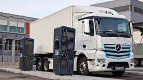 Daimler Trucks baut E-Lkw und beteiligt sich am Aufbau der entsprechenden Ladeinfrastruktur
