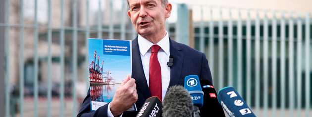 Bundesverkehrsminister Volker Wissing (FDP) präsentiert die Nationale Hafenstrategie, die am Mittwoch vom Bundeskabinett beschlosse wurde.