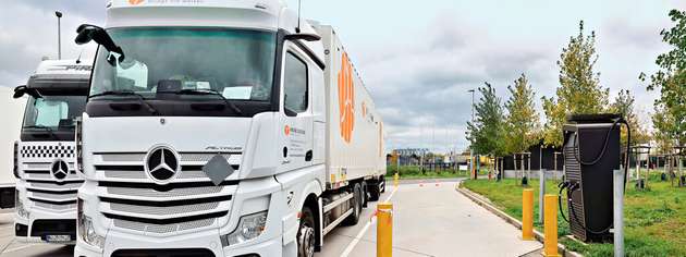 Der Wormser Logistikdienstleister TST setzt auf E-Lkw.