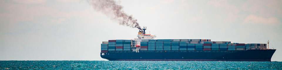 Reedereien schließen zunehmend Verträge ab, um sich die Versorgung mit alternativen Kraftstoffen zu sichern. 