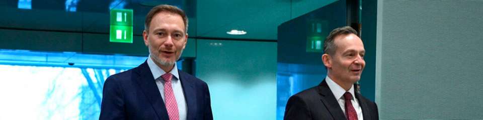 Finanzminister Christian Lindner und Verkehrsminister Volker Wissing drohen mit Fahrverboten für Verbrenner.