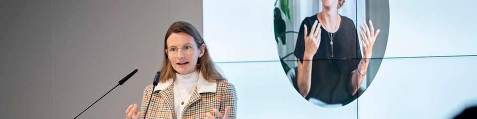 Helen Tacke, CEO und Mitbegründerin von Cozero, war auf dem Sustainability Day 2024, organisiert von der DVZ, zu Gast.